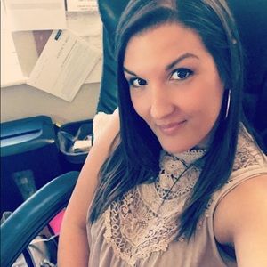 Meet your Posher, Erica